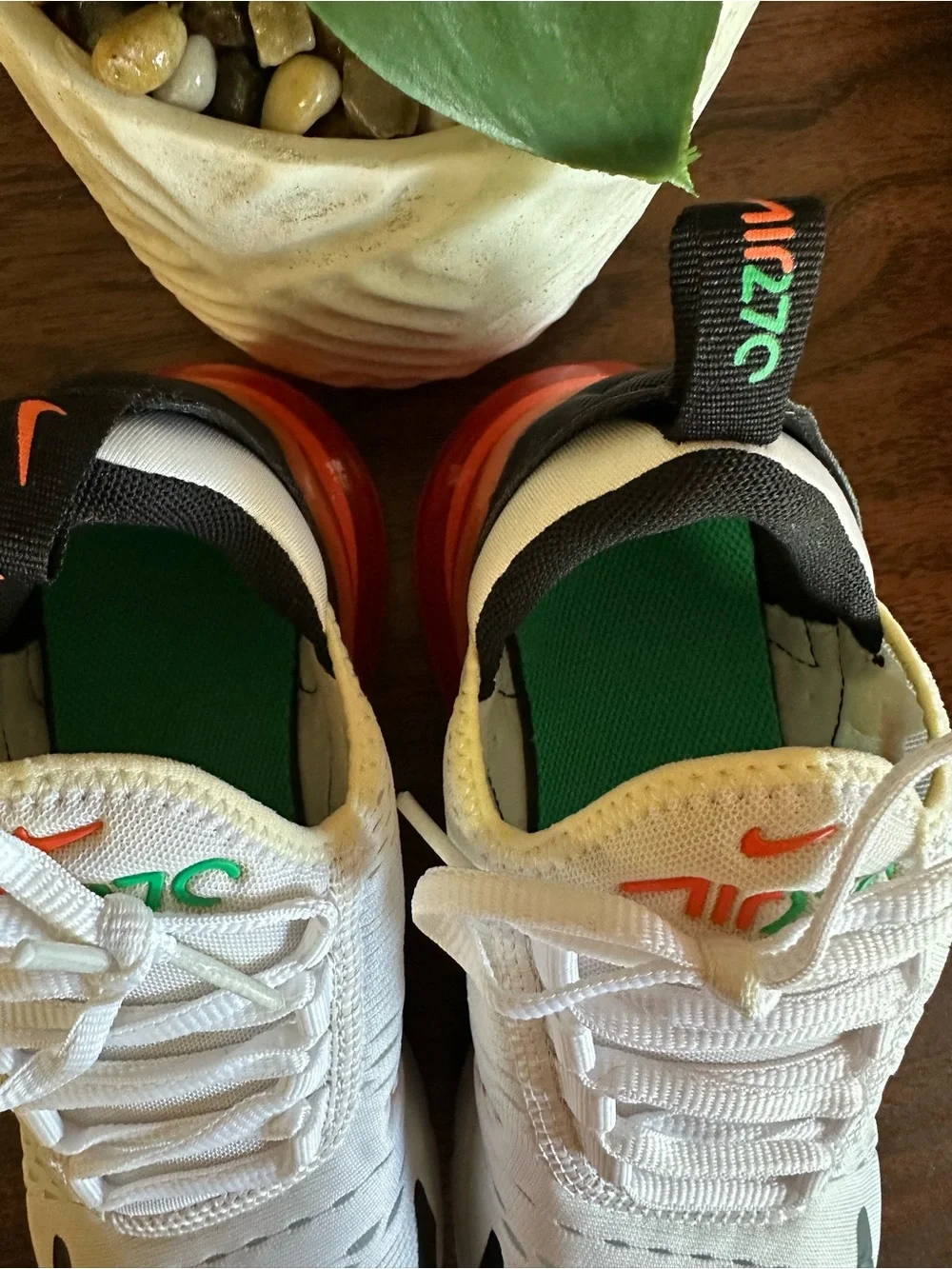Nike White Black Orange Air Max 270 Sneakers Youth 5 Brand new